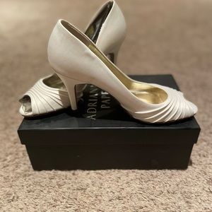 Adrianna Papell Ivory Heels size 7